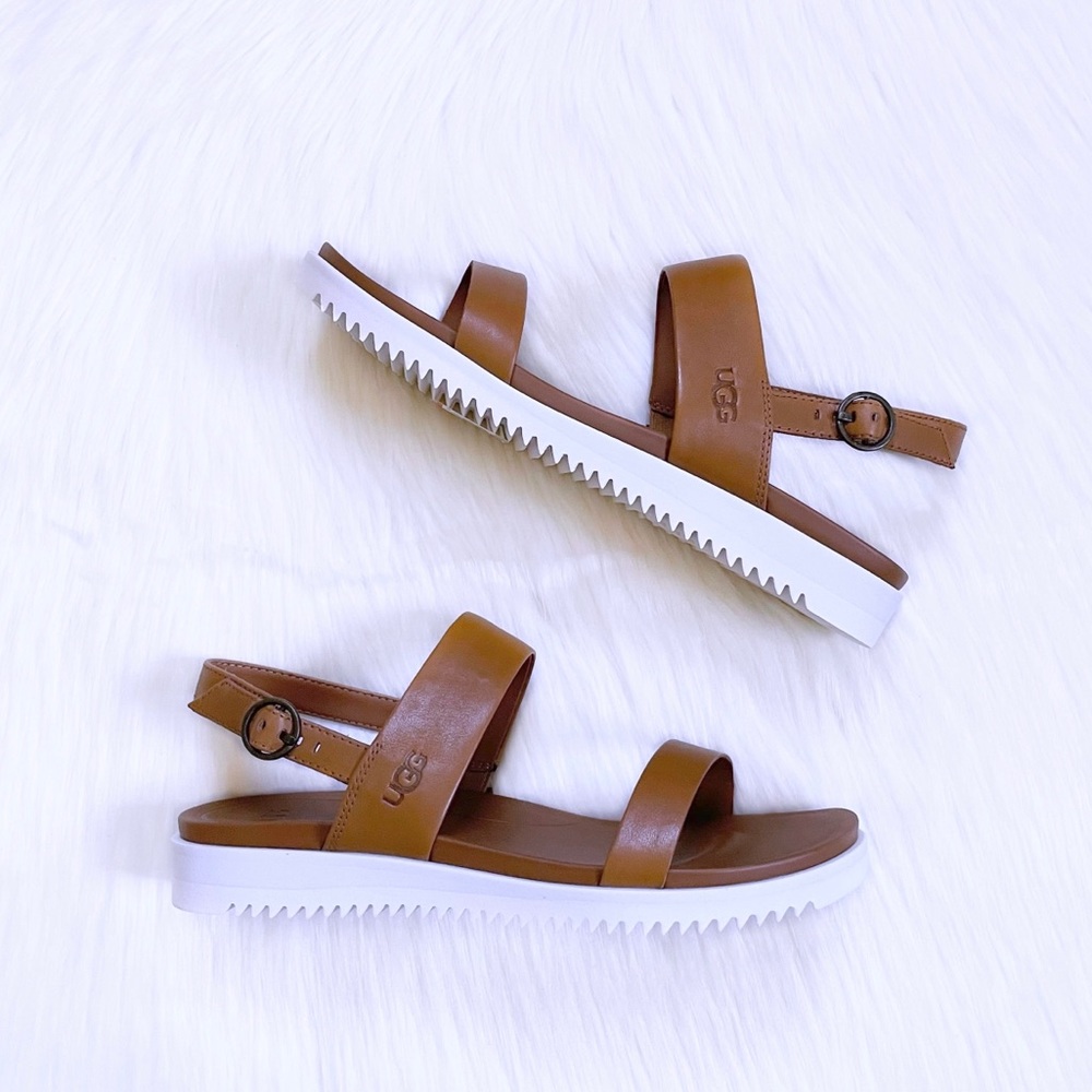 UGG Zayda Almond Leather Sandals - Picture 5 of 6